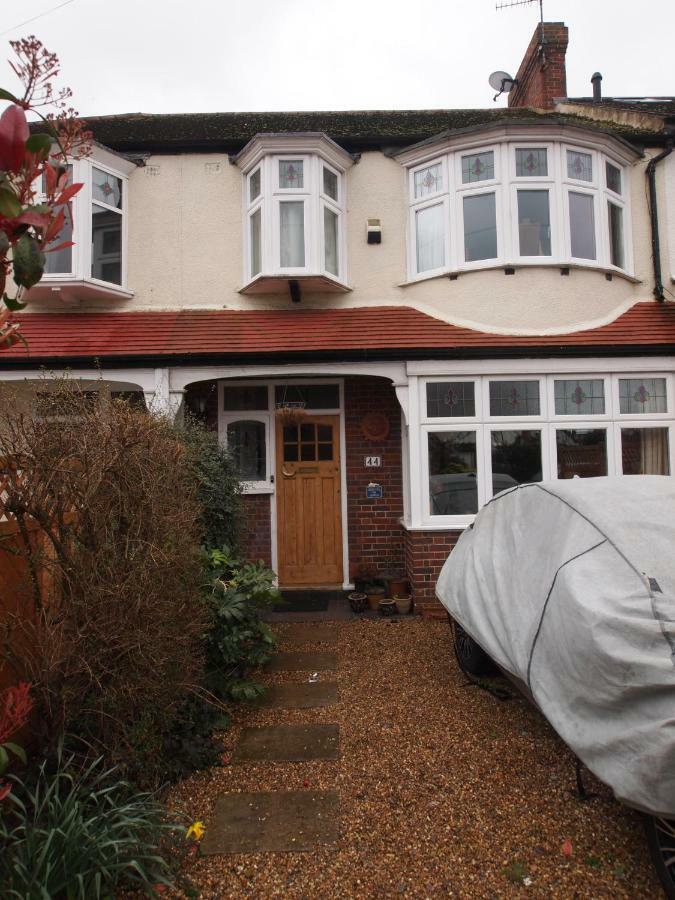 Friendly Home In South London Morden Εξωτερικό φωτογραφία